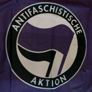 Antifaschistische Aktion Fahne (lila)